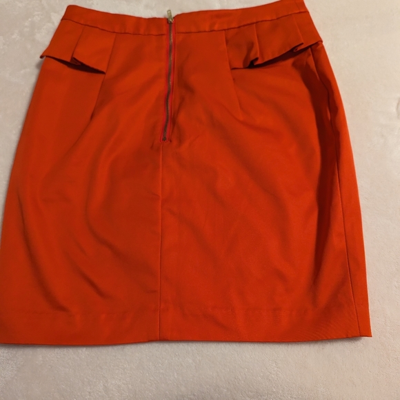 3/$15🧡 H & M Women's Skirt - Picture 7 of 13